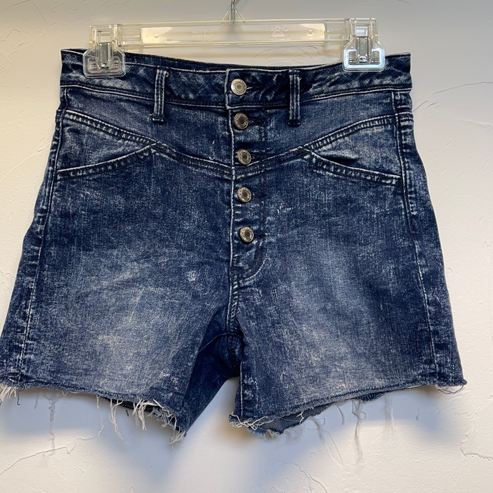 American Eagle High Waisted super stretch cut off shorts